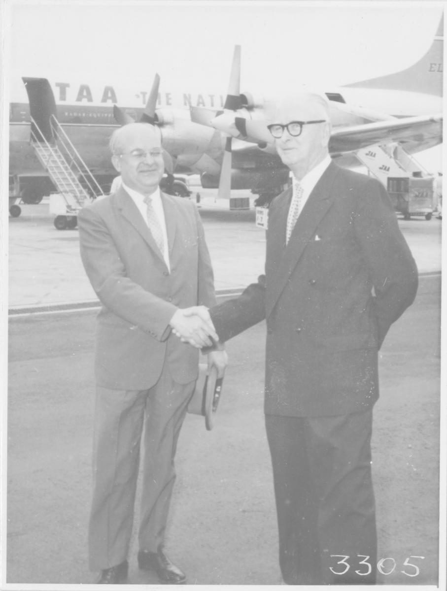Mr Ivan Kurdiukov, Soviet Ambassador, and Mr C Macpherson, the Undersecretary, at Brisbane Airport, 14 November 1960