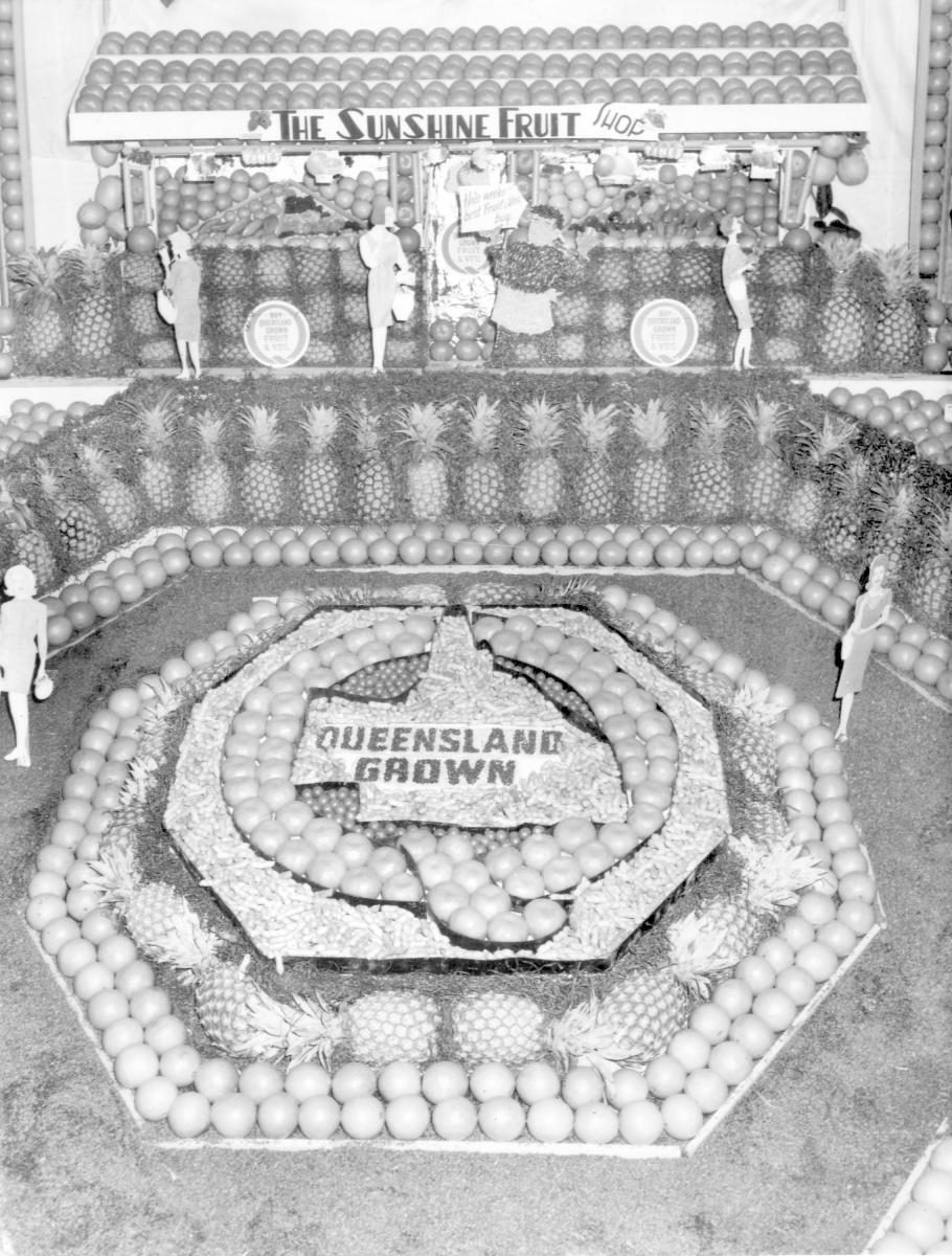 Palmwoods and district fruit exhibit at the Royal National Show, Brisbane, 1964, Bowen Hills