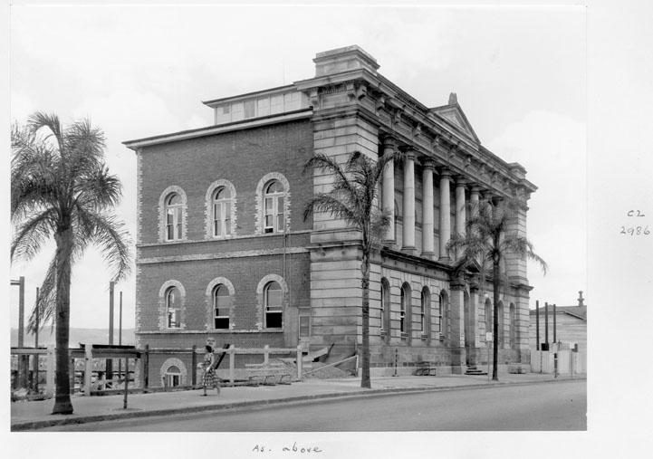Construction of extensions to the State Library of Queensland on William St - Brisbane, November 1958, Brisbane City