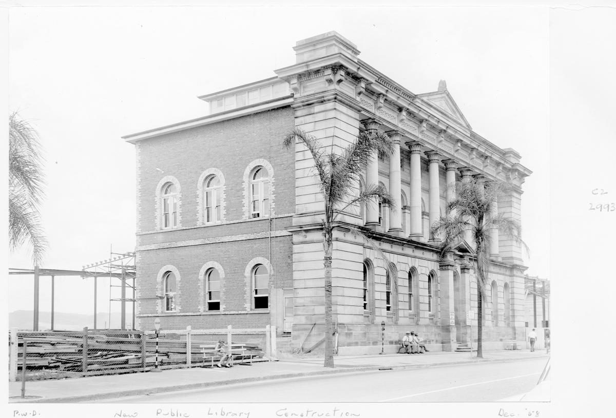 Construction of extensions to the State Library of Queensland on William St - Brisbane, December 1958, Brisbane City