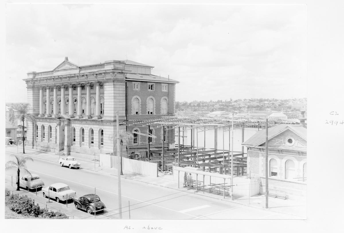 Construction of extensions to the State Library of Queensland on William St - Brisbane, December 1958, Brisbane City