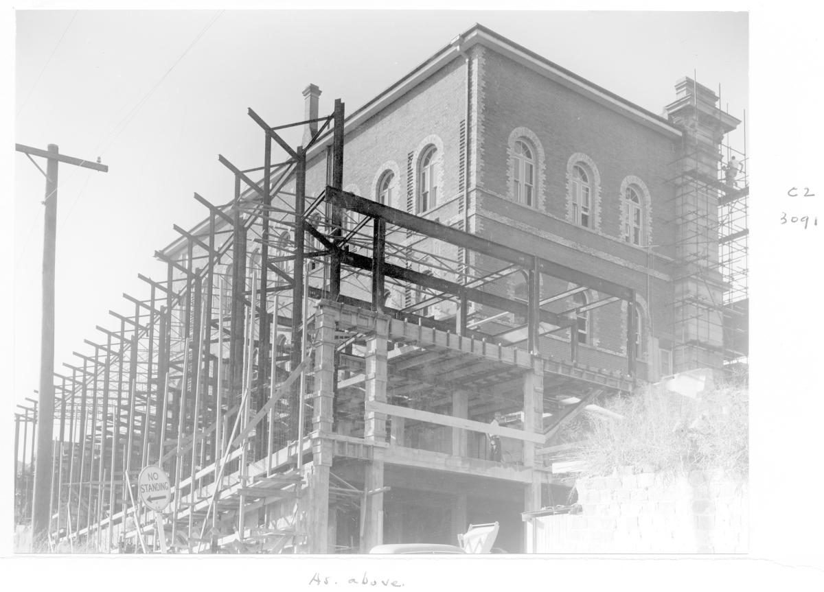 Construction of extensions to the State Library of Queensland on William St - Brisbane, March 1959
