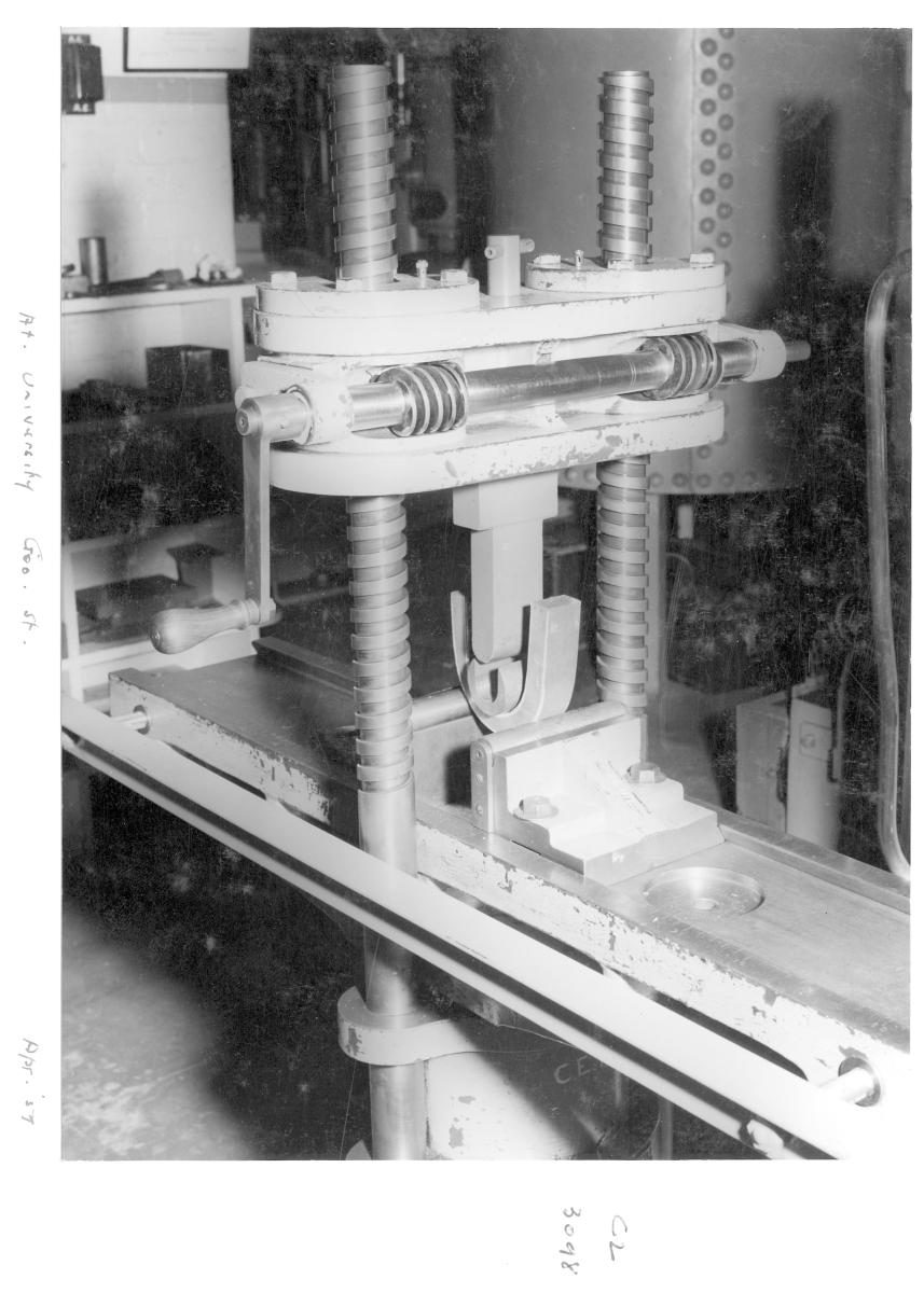Air pollution testing laboratory at University of Queensland, George Street, Brisbane, April 1959, Brisbane City