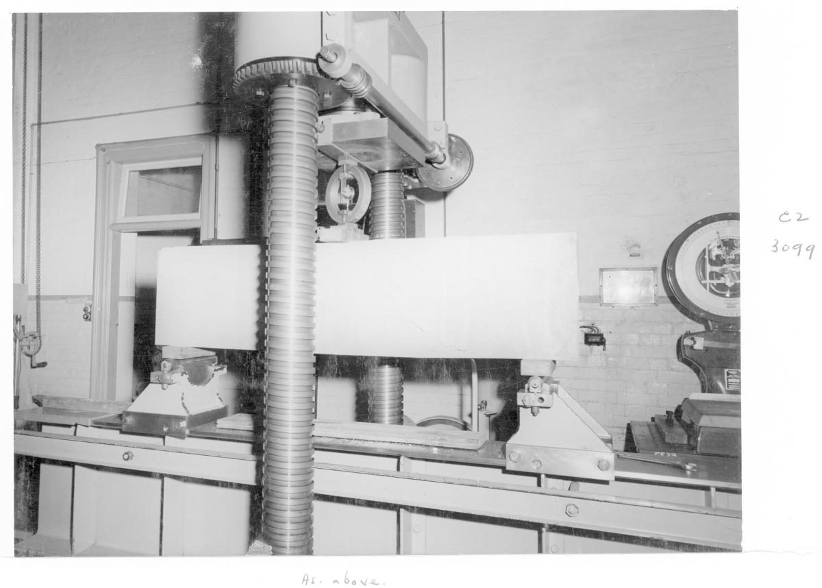 Air pollution testing laboratory at University of Queensland, George Street, Brisbane, April 1959, Brisbane City