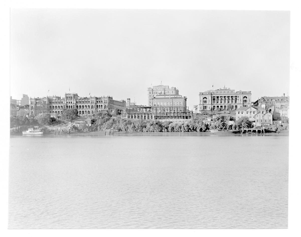 Construction of extensions to the State Library of Queensland on William St - Brisbane, 1959, Brisbane City