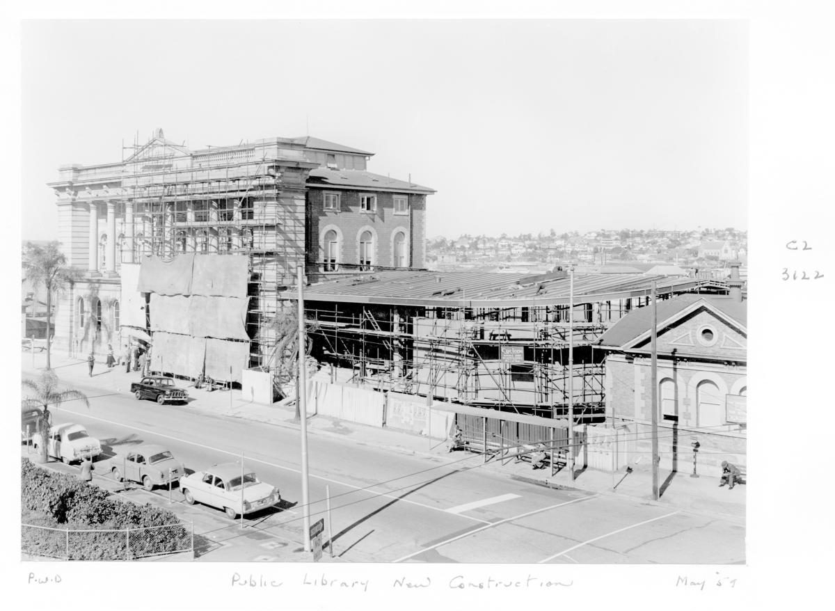 Construction of extensions to the State Library of Queensland on William St - Brisbane, May 1959, Brisbane City
