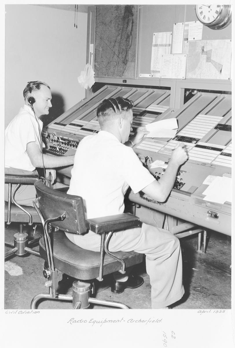 Civil Aviation radio equipment, Archerfield - Brisbane, April 1955