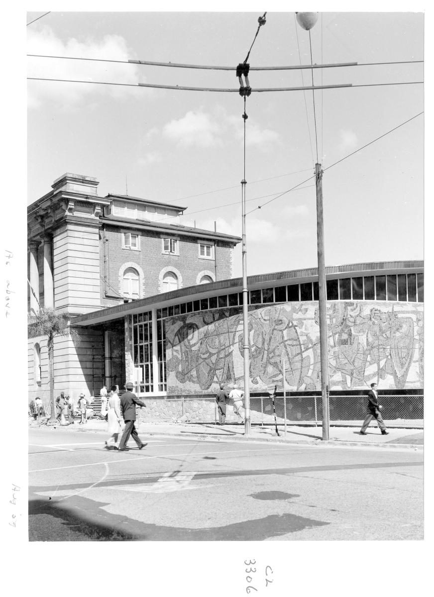 Construction of Centennial Hall, an extension to the State Library of Queensland on William St - Brisbane, August 1959, Brisbane City