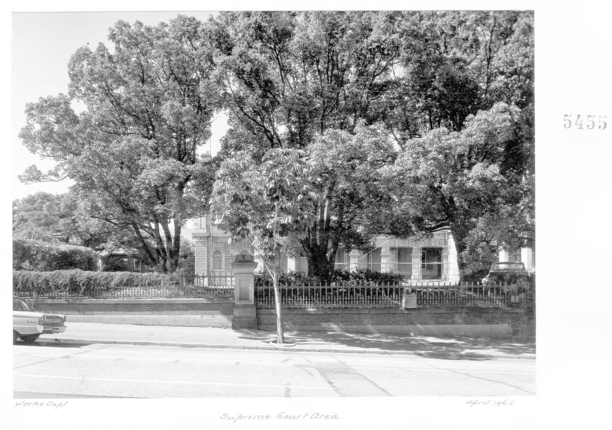 Supreme Court area, Court House, Brisbane, April 1965, Brisbane City