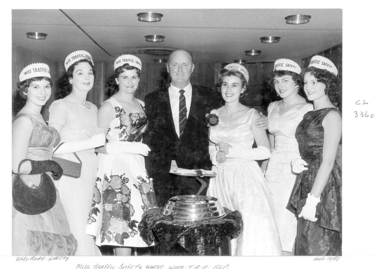 Miss Traffic Safety Quest - Entrants with TAA representative - Brisbane, August 1959