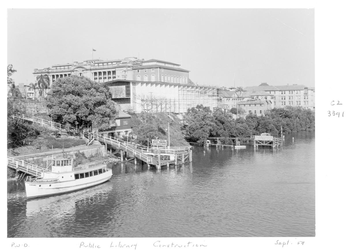 Construction of extensions to the State Library of Queensland on William St - Brisbane, September 1959, Brisbane City