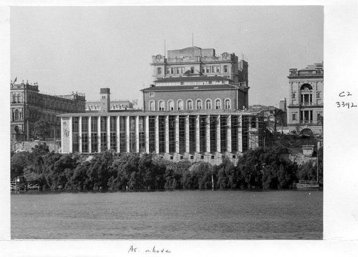 Construction of extensions to the State Library of Queensland on William St - Brisbane, September 1959, Brisbane City