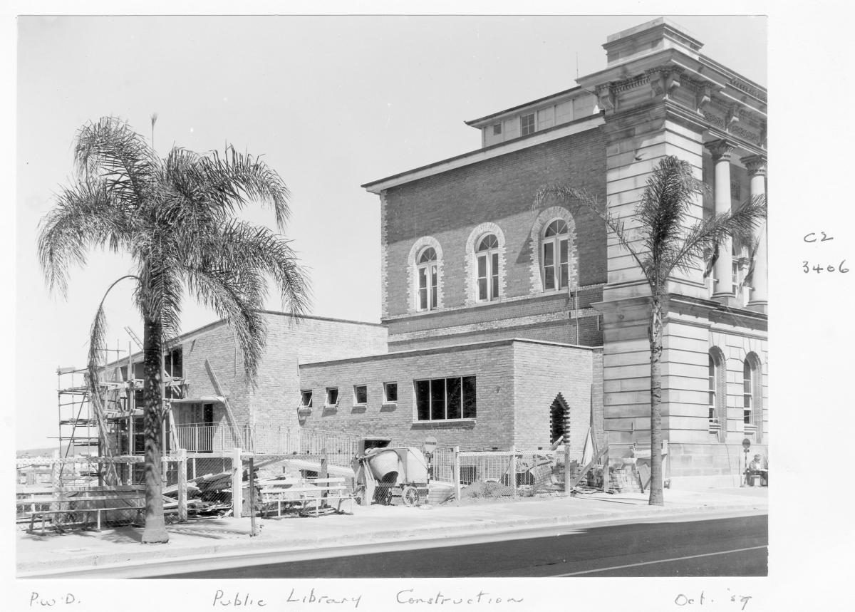 Construction of extensions to the State Library of Queensland on William St - Brisbane, October 1959, Brisbane City