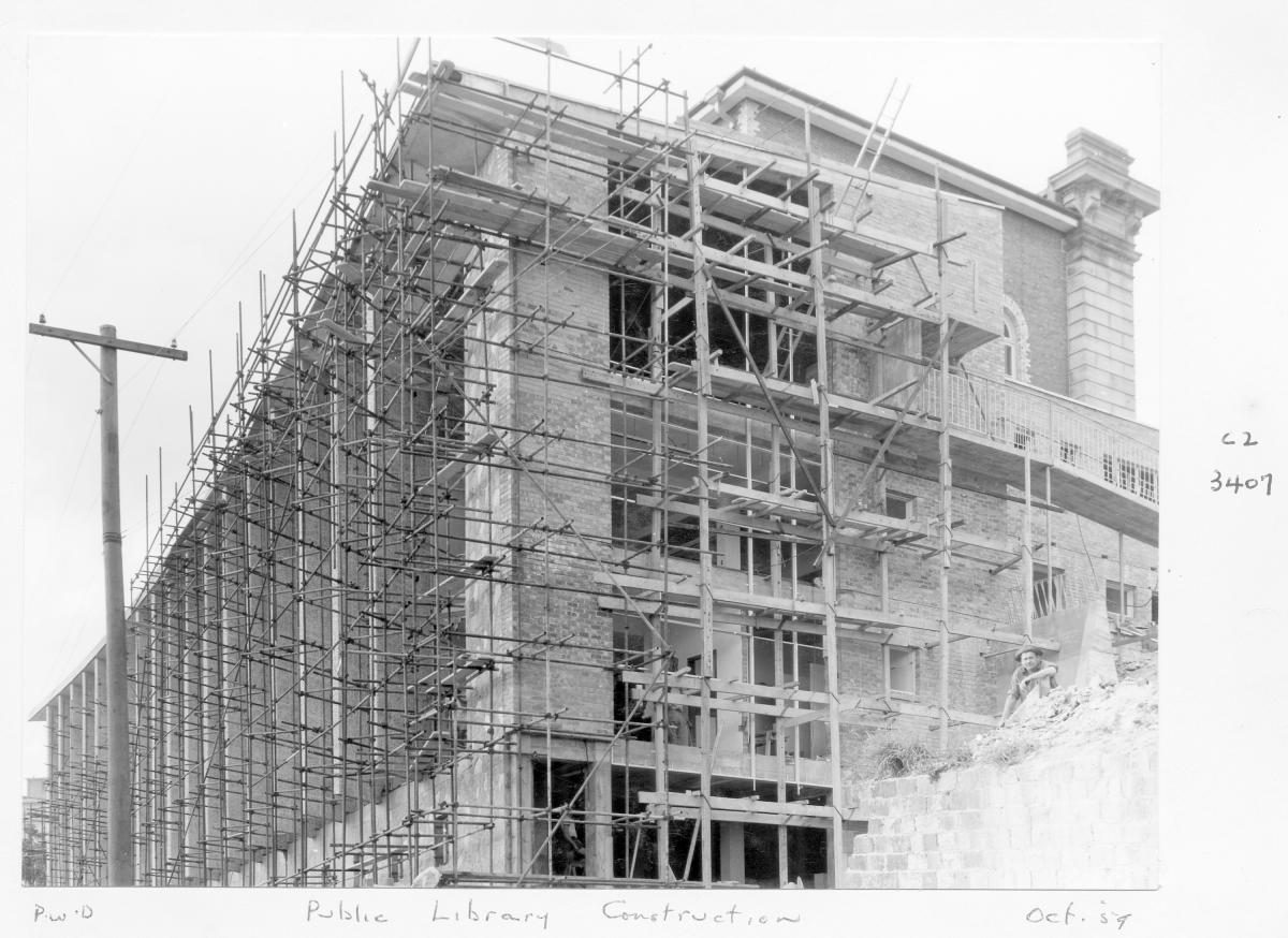 Construction of extensions to the State Library of Queensland on William St - Brisbane, October 1959, Brisbane City