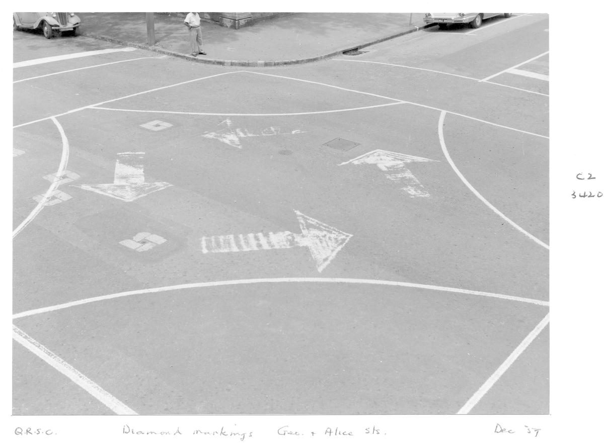 Road diamond markings - Brisbane, December 1959