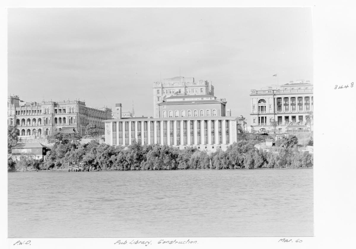 Construction of extensions to the State Library of Queensland on William St - Brisbane, March 1960, Brisbane City