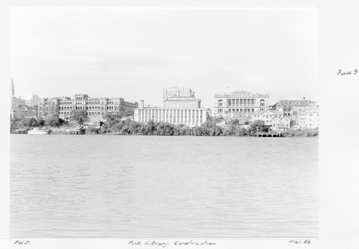 Construction of extensions to the State Library of Queensland on William St - Brisbane, March 1960, Brisbane City