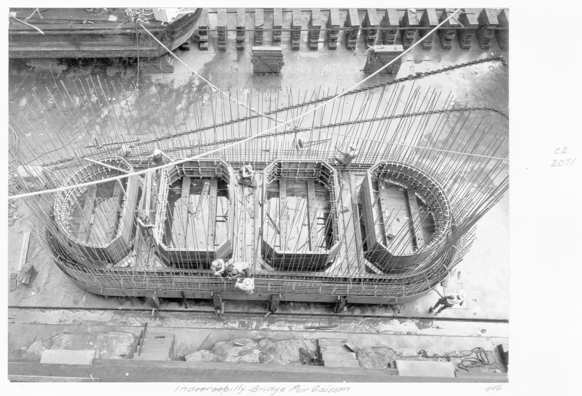Indooroopilly Bridge construction, pier caisson - Brisbane, 1956