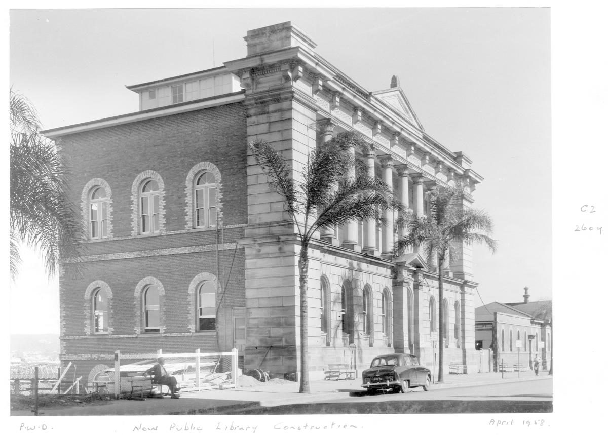 Construction of Centennial Hall, an extension to the State Library of Queensland on William St - Brisbane, April 1958, Brisbane City