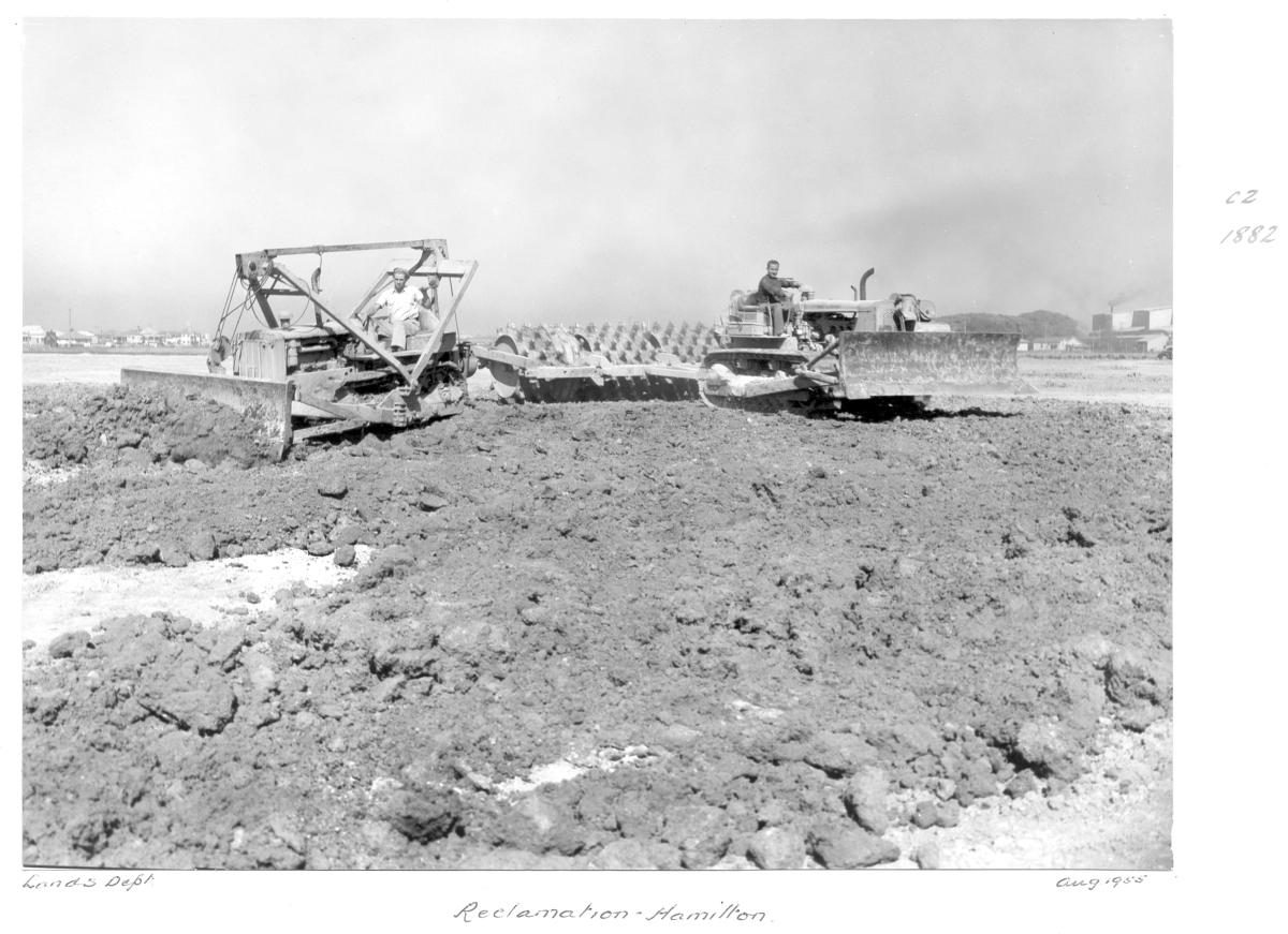 Land reclamation, Hamilton - Brisbane, August 1955
