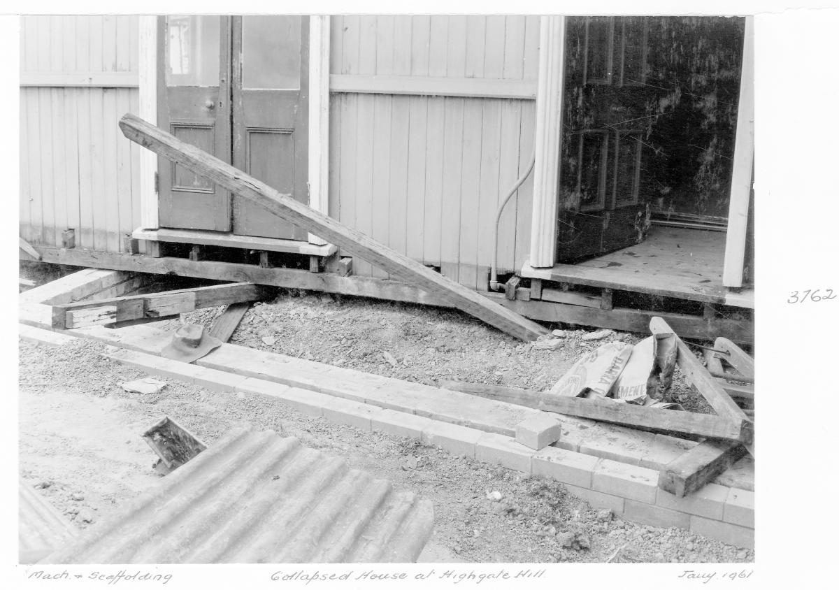 Collapsed house at Highgate Hill - Brisbane, January 1961
