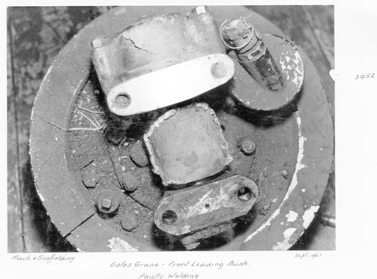 Faulty welding on front leading bush of Coles crane - Brisbane, September 1961