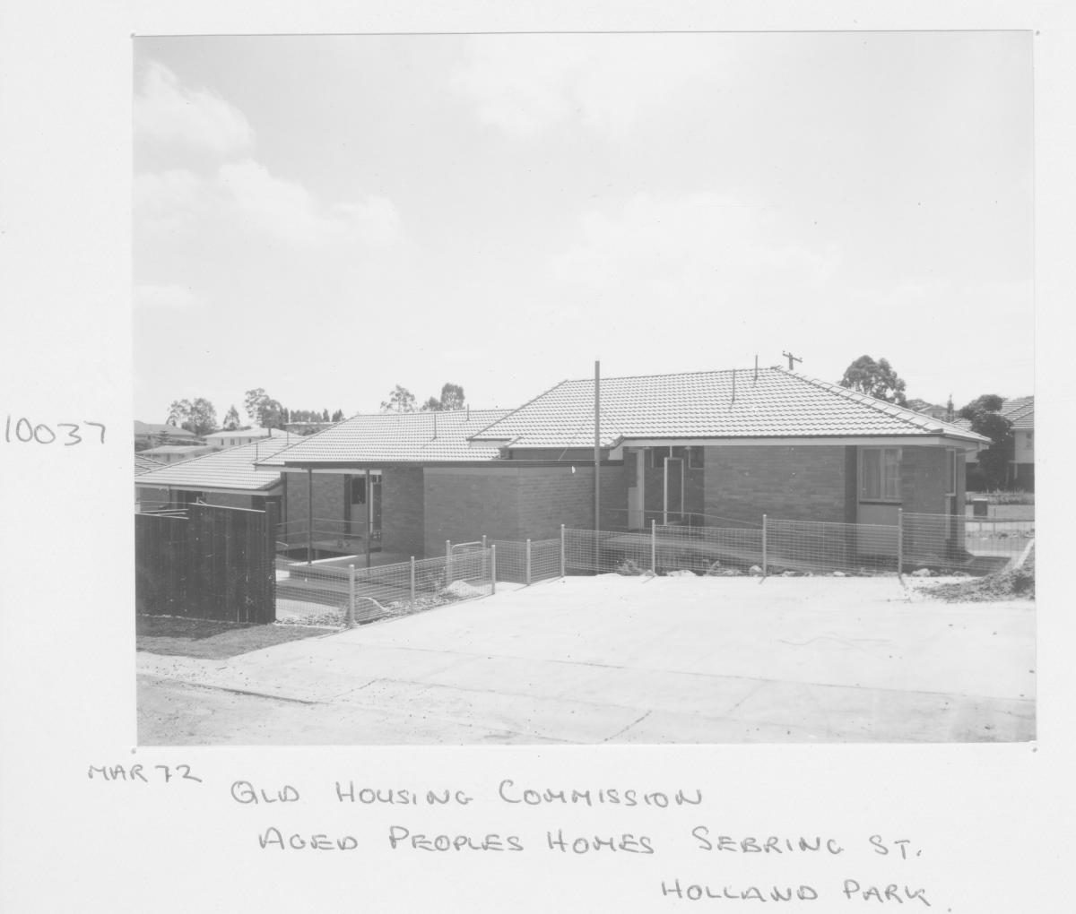 Queensland Housing Commission aged people's home on Sebring St at Holland Park - Brisbane, March 1972
