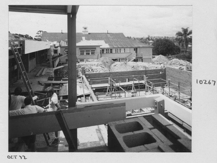 Construction of the Warilda Children's Home at Wooloowin - Brisbane, October 1972