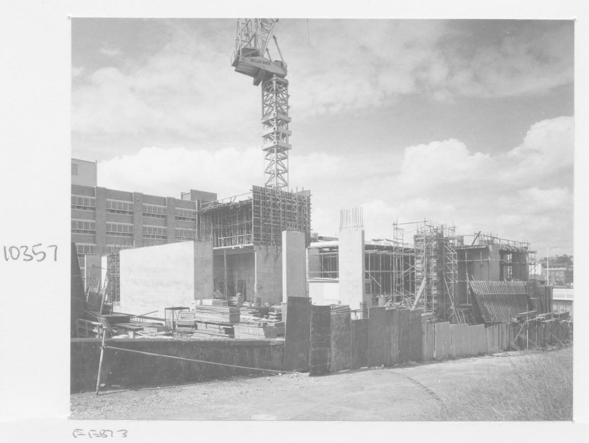 Construction of the Queensland Institute of Technology Physics and Paramedic buildings - Brisbane, February 1973, Brisbane City