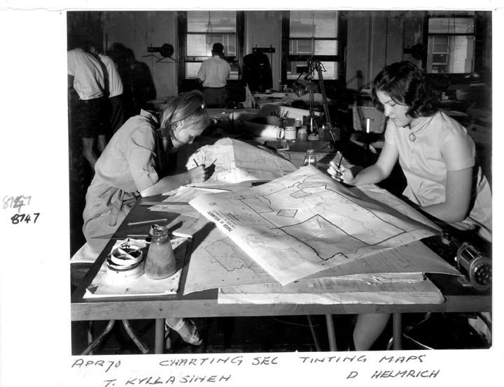 Tinting maps, Charting Section, Brisbane, April 1970