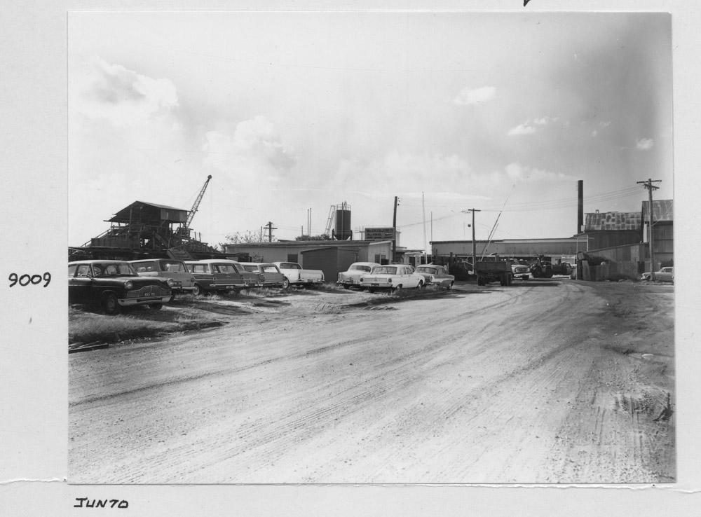 Wm Collin & Sons gravel yards, Waverly St, South Brisbane, June 1970