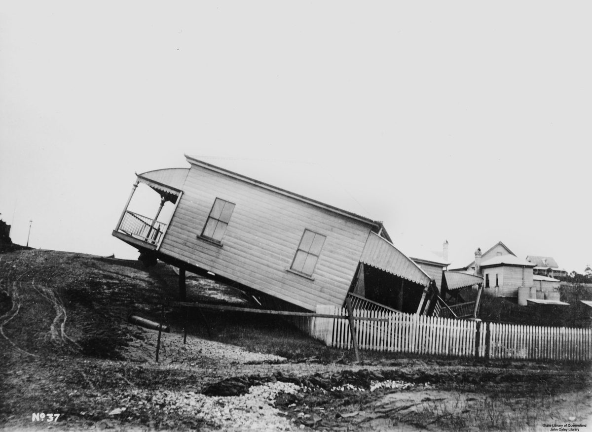Flood damaged house, Brisbane, 1893