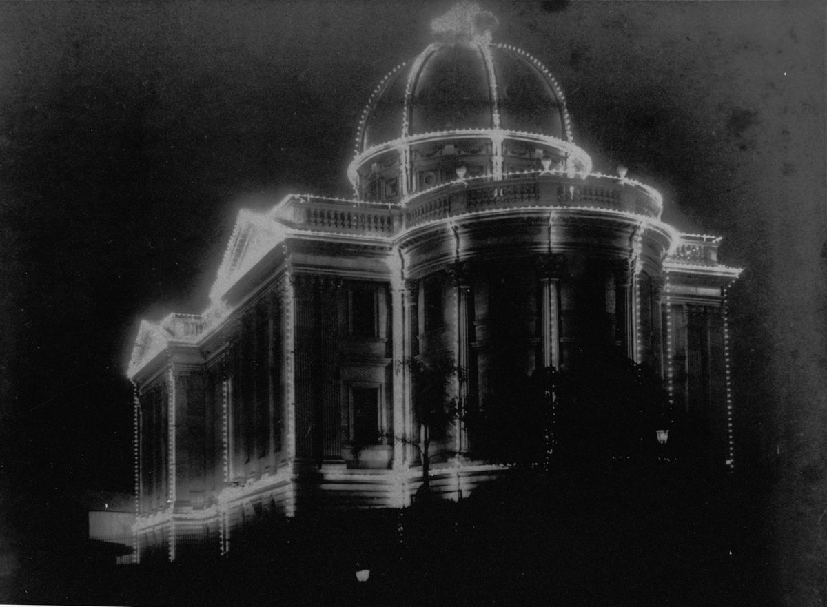 Customs House by night during the Duke of York's visit to Brisbane, 1901, Brisbane City