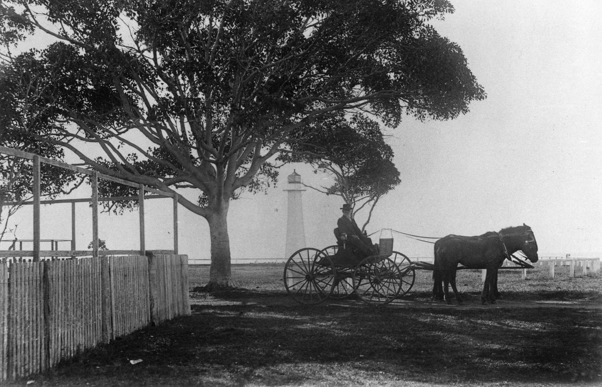 Gentleman in his horsedrawn buggy at the lighthouse, Cleveland Point, 1907
