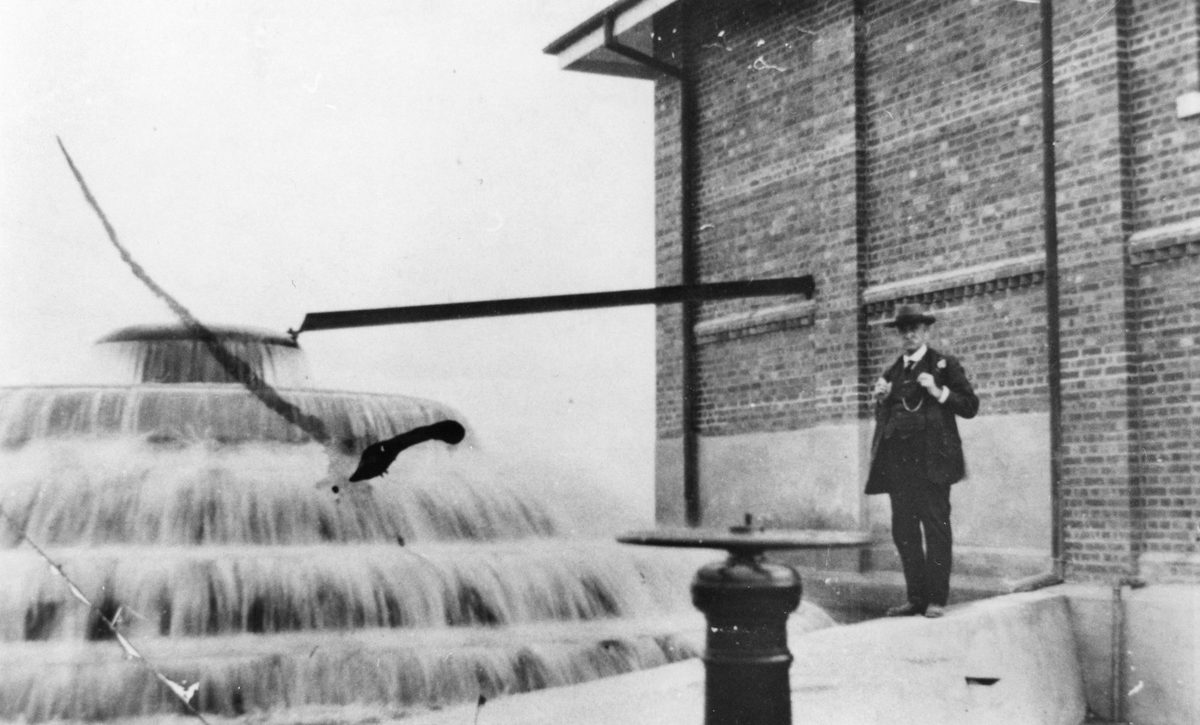 John Peart beside the aerator at Mount Crosby Pumping Station, Queensland (1917)