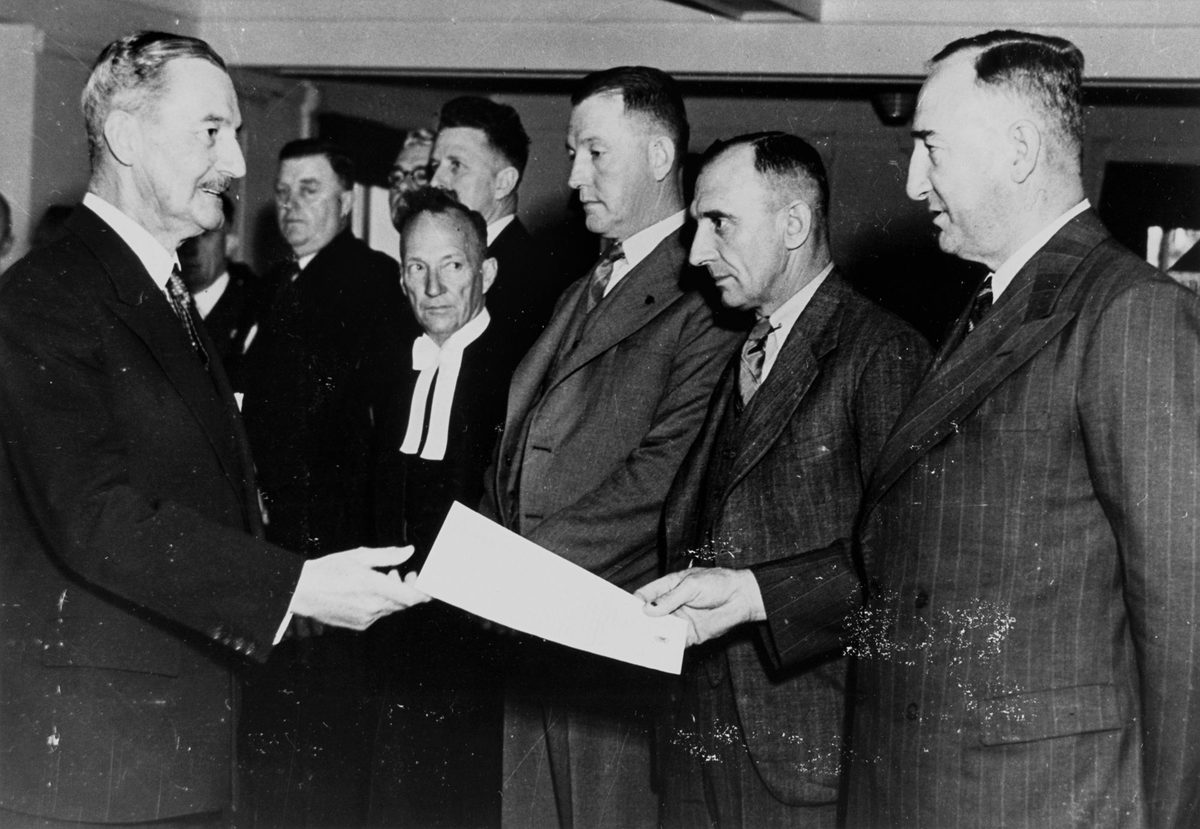 Sir Leslie Orme Wilson at a function at Government House, Brisbane, 1945, Bardon