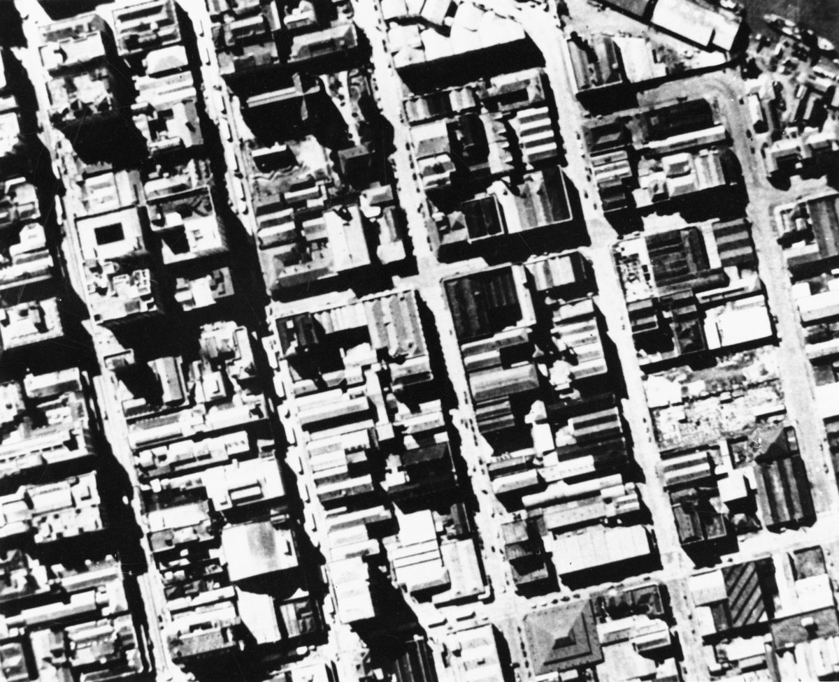 Aerial view of bomb shelters situated on Elizabeth Street, Brisbane, 1942, Brisbane City