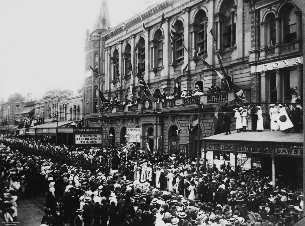Parade in Queen Street, Brisbane, Queensland, 1914, Brisbane City