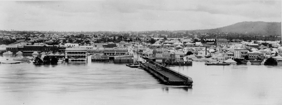 Victoria Bridge, Brisbane, washed away during the 1893 flood, Brisbane River