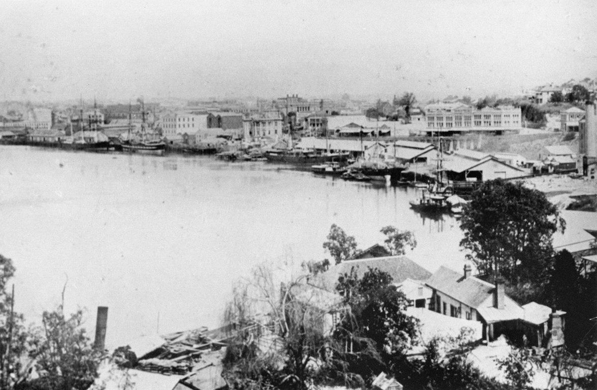 Warehouses on the section of the Brisbane River known as Town Reach, 1889