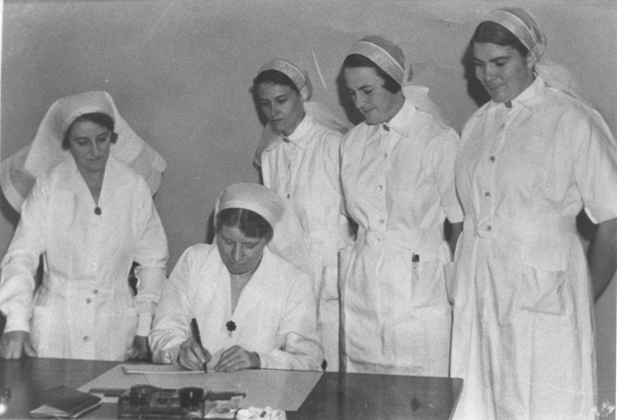 Nursing staff signing on for the first shift at the Royal Women's Hospital in Brisbane, 1938, Herston