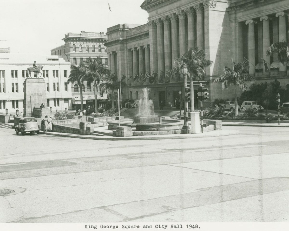 View of King George Square and City Hall in Brisbane, 1948, Brisbane City