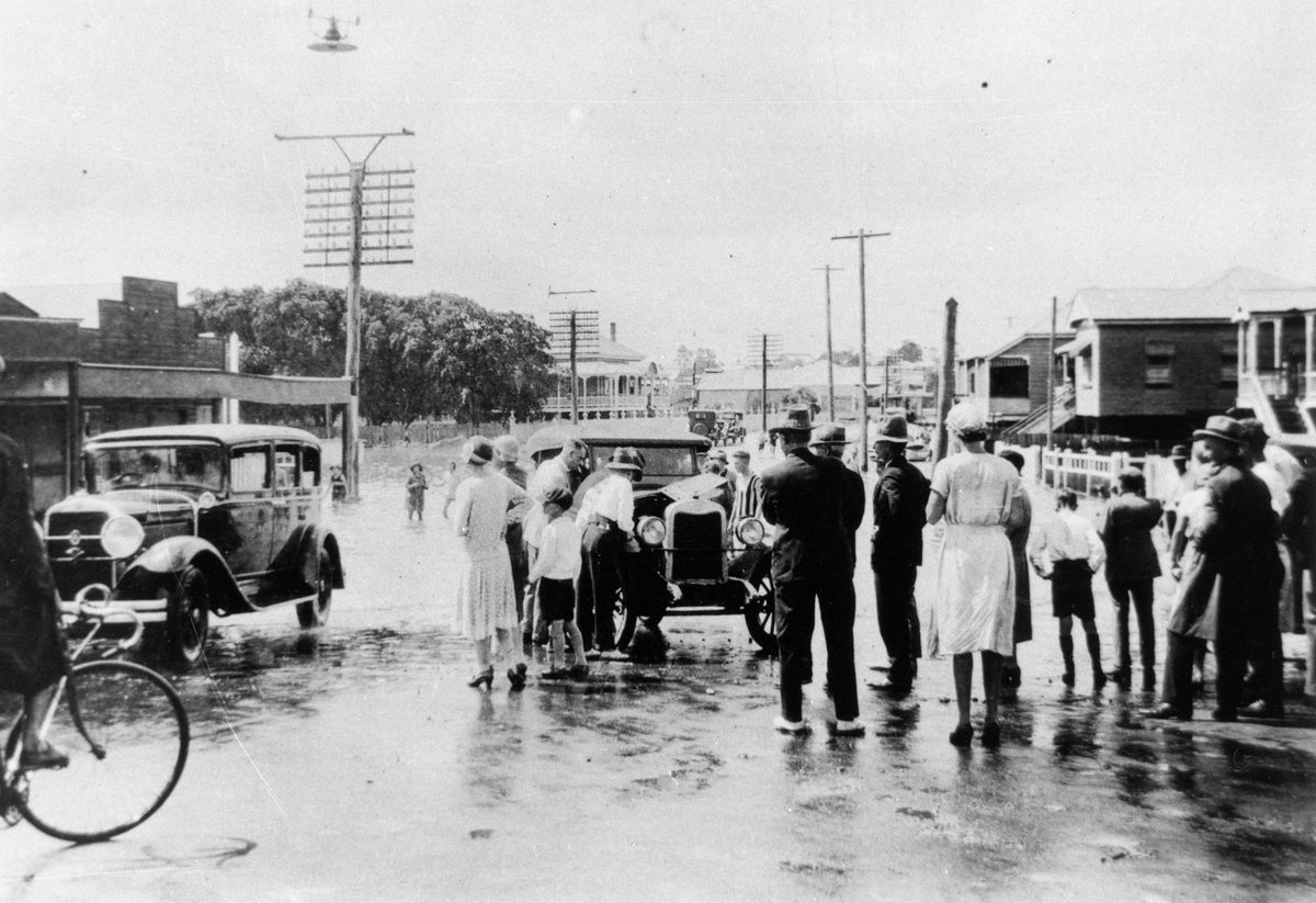 Floods cause disruptions at Mayne Junction, Brisbane, 1931