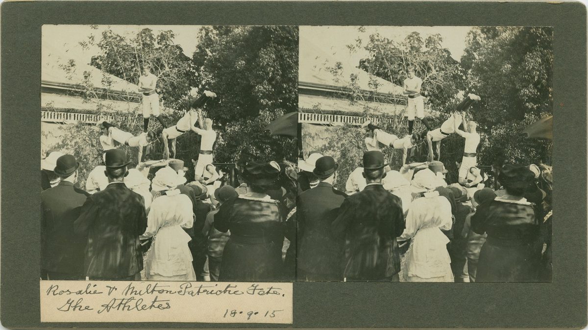 Gymnasts performing at the Rosalie and Milton Patriotic Fete, Brisbane, 1915