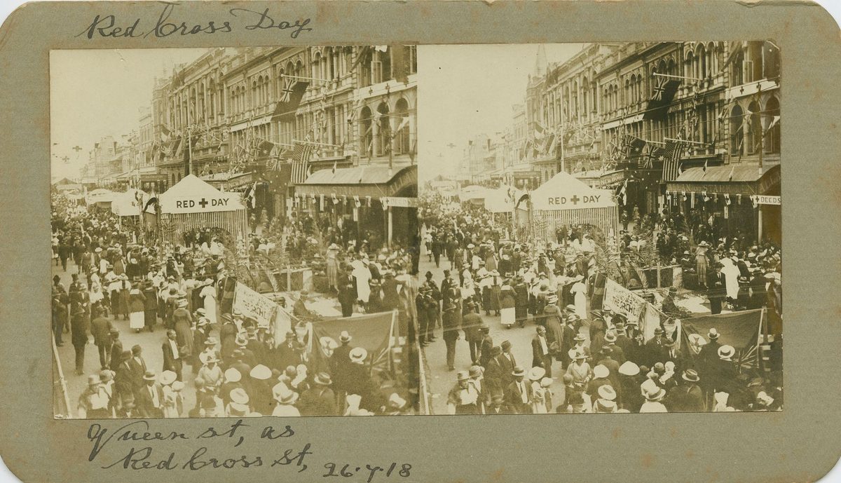Red Cross Day parade in Queen Street, Brisbane, 1918, Brisbane City
