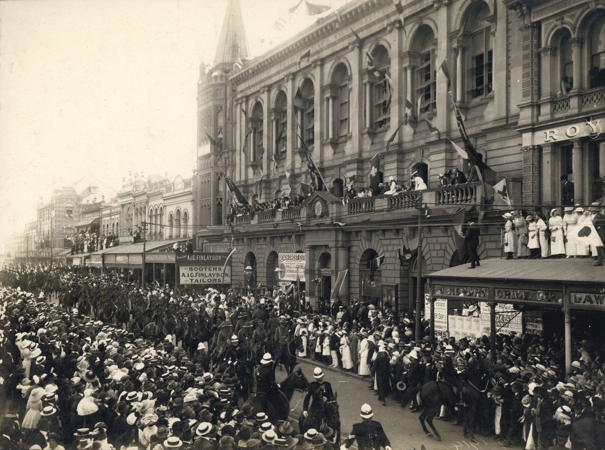 First Anzac parade on Queen Street, Brisbane, 1919, Brisbane City
