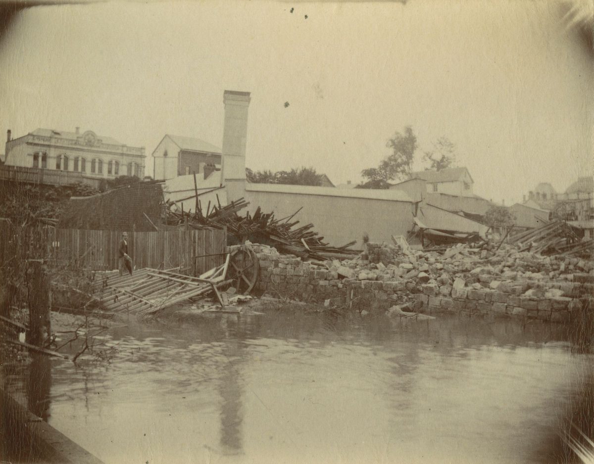 Pettigrew's Sawmill inundated with floodwater, Brisbane, 1893, Brisbane City