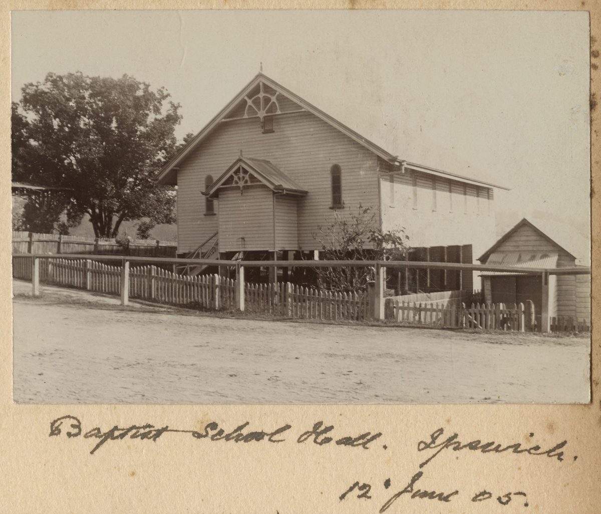 Baptist Church Hall in Ipswich (1905)