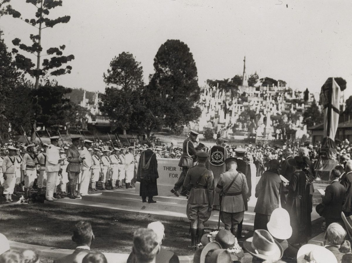 Anzac Day unveiling of memorials by Lord Forster at Toowong Cemetery, Brisbane, 1924