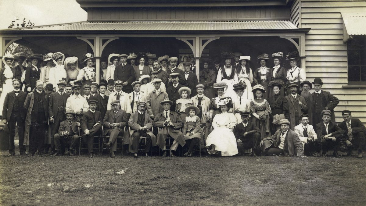 Governor Chelmsford meets the Automobile Club, April 1908, Brisbane